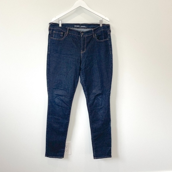 Old Navy Original Mid-Rise Dark Blue Jeans - Picture 1 of 6